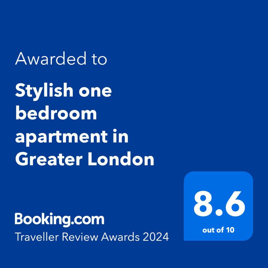 Stylish One Bedroom Apartment In Greater Londen Buitenkant foto